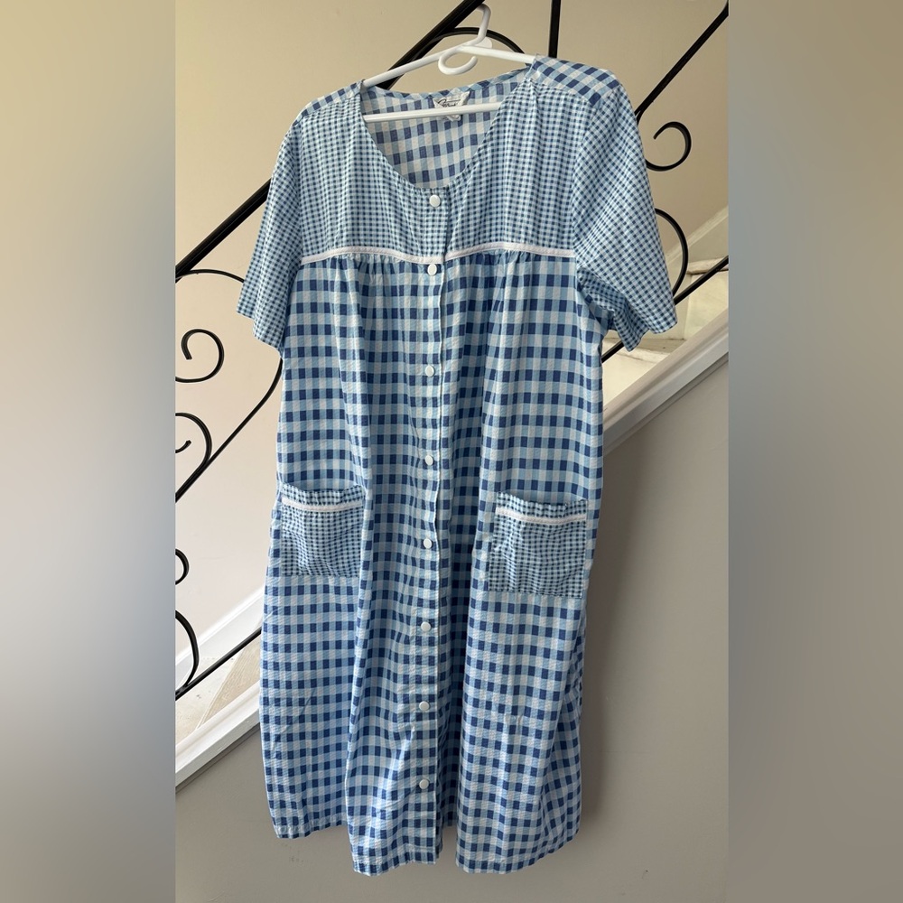 Granny Housecoat or Nightgown Blue Gingham Check Snap Front with Pockets